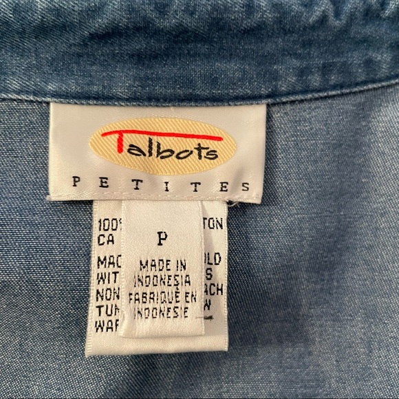 Talbots’s Button Down Short Sleeve Blue Shirt Size - Petite - Picture 3 of 5